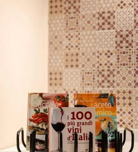 Santa Chiara By Home4holidays Apartman