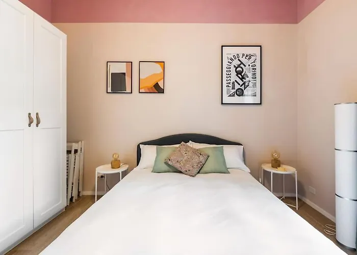 Santa Chiara By Home4holidays Torino