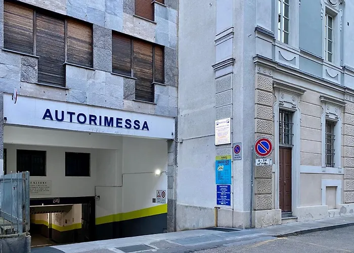 Lägenhet Santa Chiara By Home4holidays *