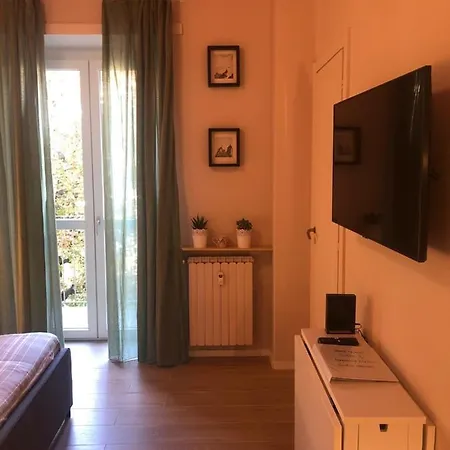 Santa Chiara By Home4holidays Daire *