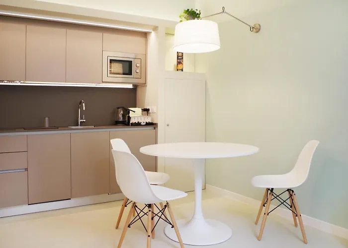 Santa Chiara By Home4holidays Appartement